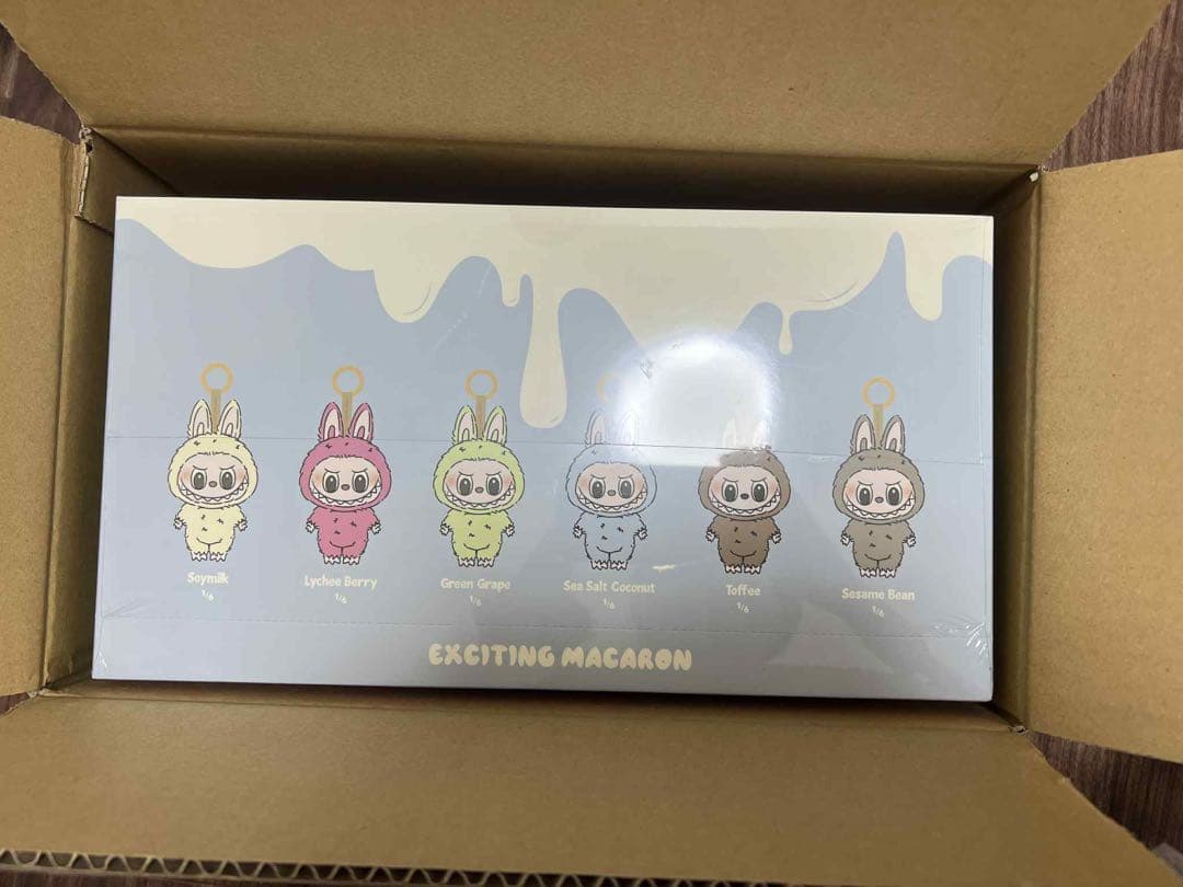 THE MONSTERS Macaron Labubu ぬいぐるみ　アソート