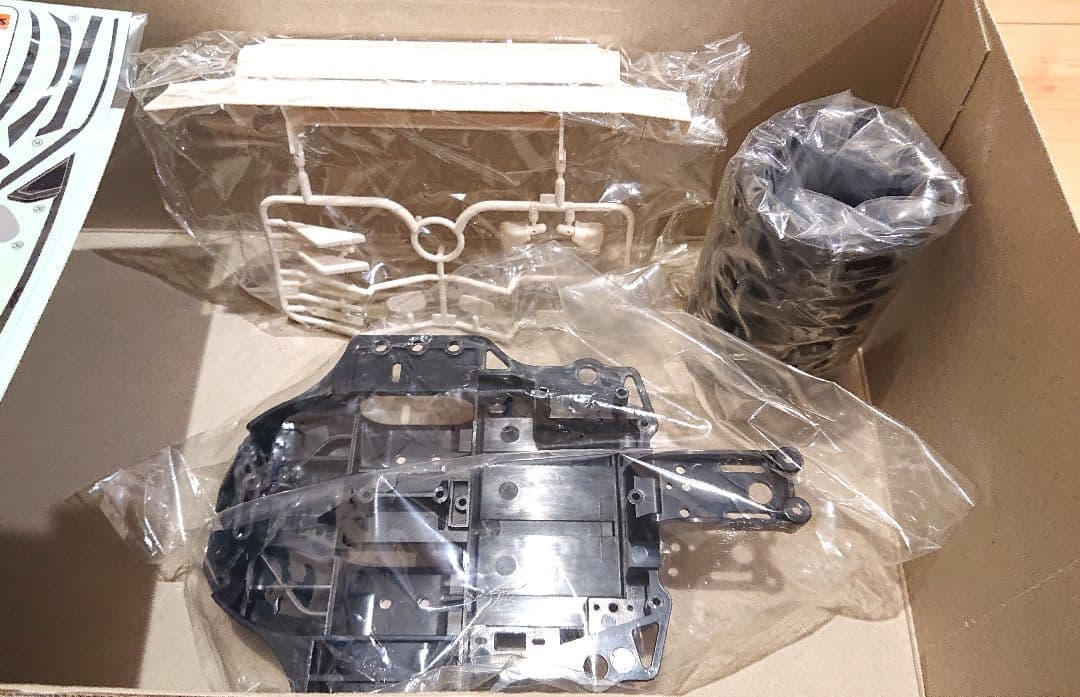 希少 タミヤ 1/10 RC モービル1 NSX 限定スペシャルキット 未組立