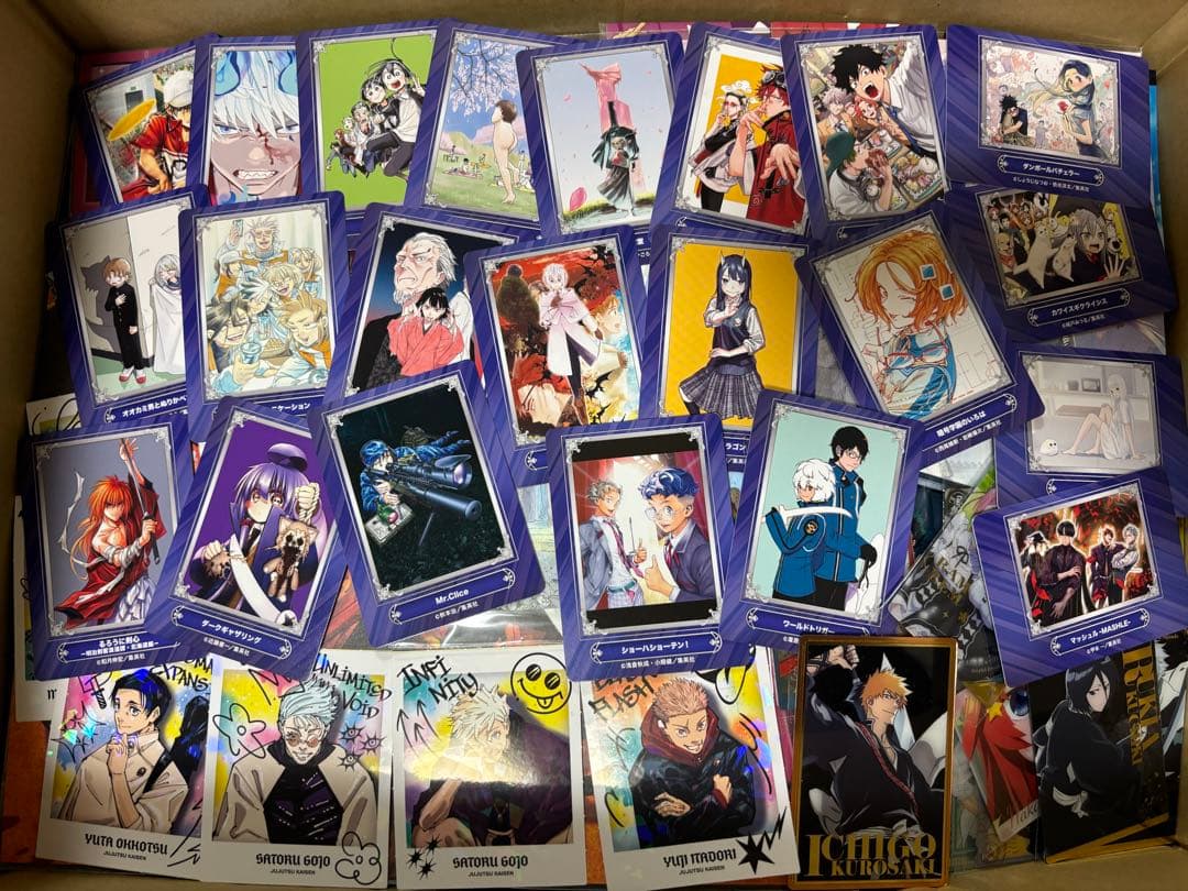 アニメキャラクター 紙類 大量 まとめ売り♡